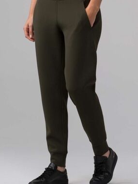 Lululemon Embrace the Space Pants